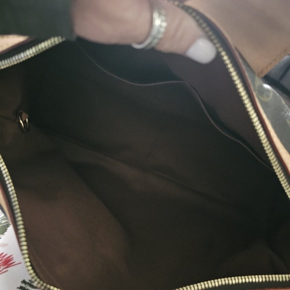 Authentic Louis Vuitton bag - Picture 7 of 9